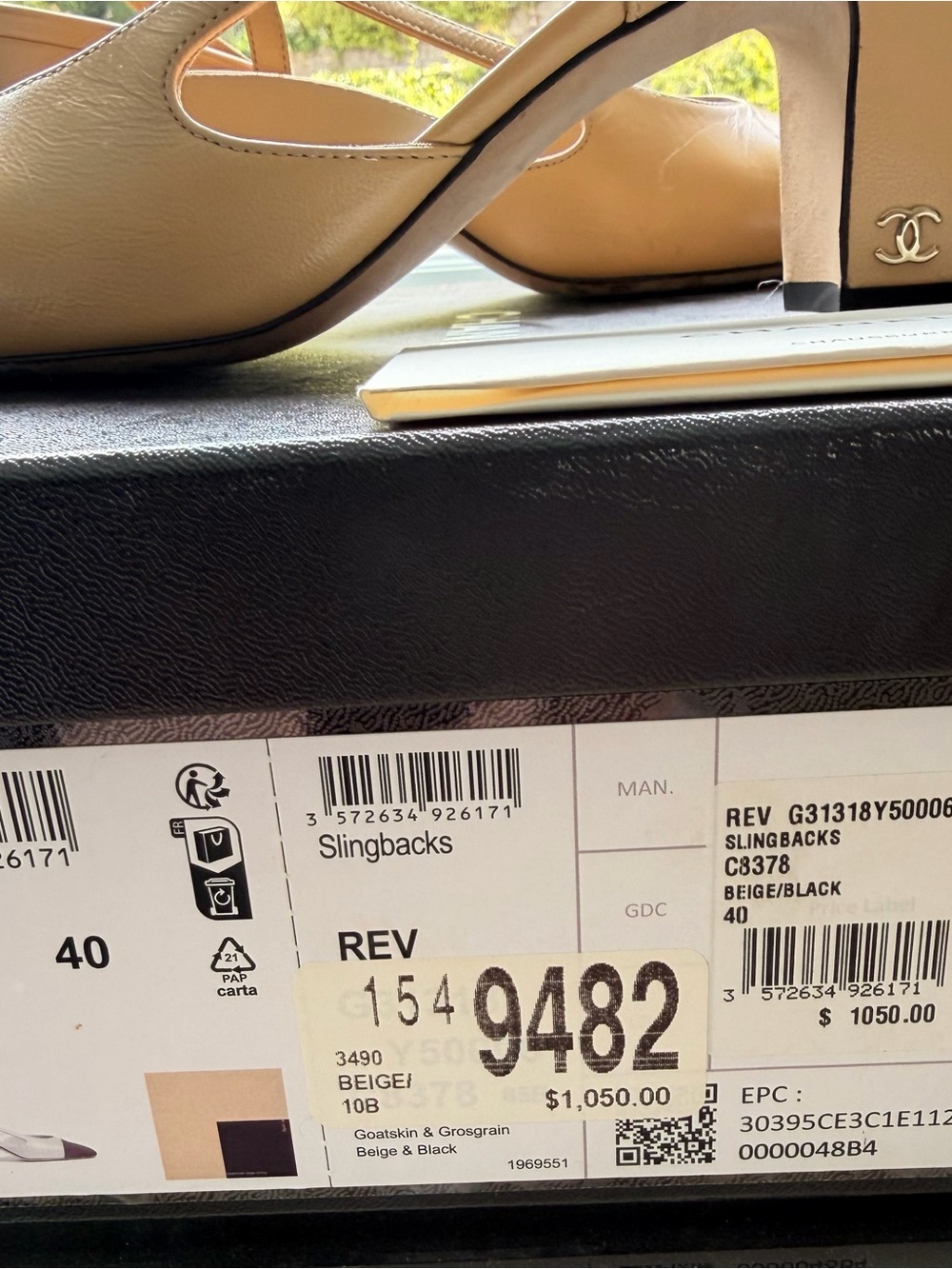 Chanel Interlocking CC Logo Goat Leather Slingback Pumps Sz 40.5 Black & Beige - Picture 2 of 5